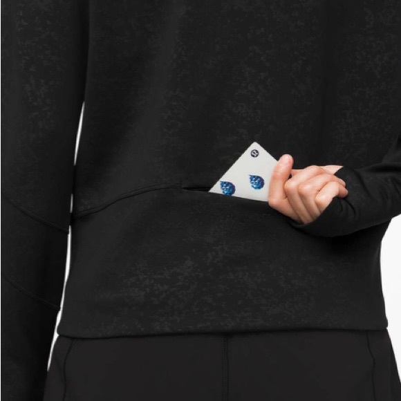 lululemon Run to Reset 1/2 Zip Black Size Medium NWT - Picture 4 of 7